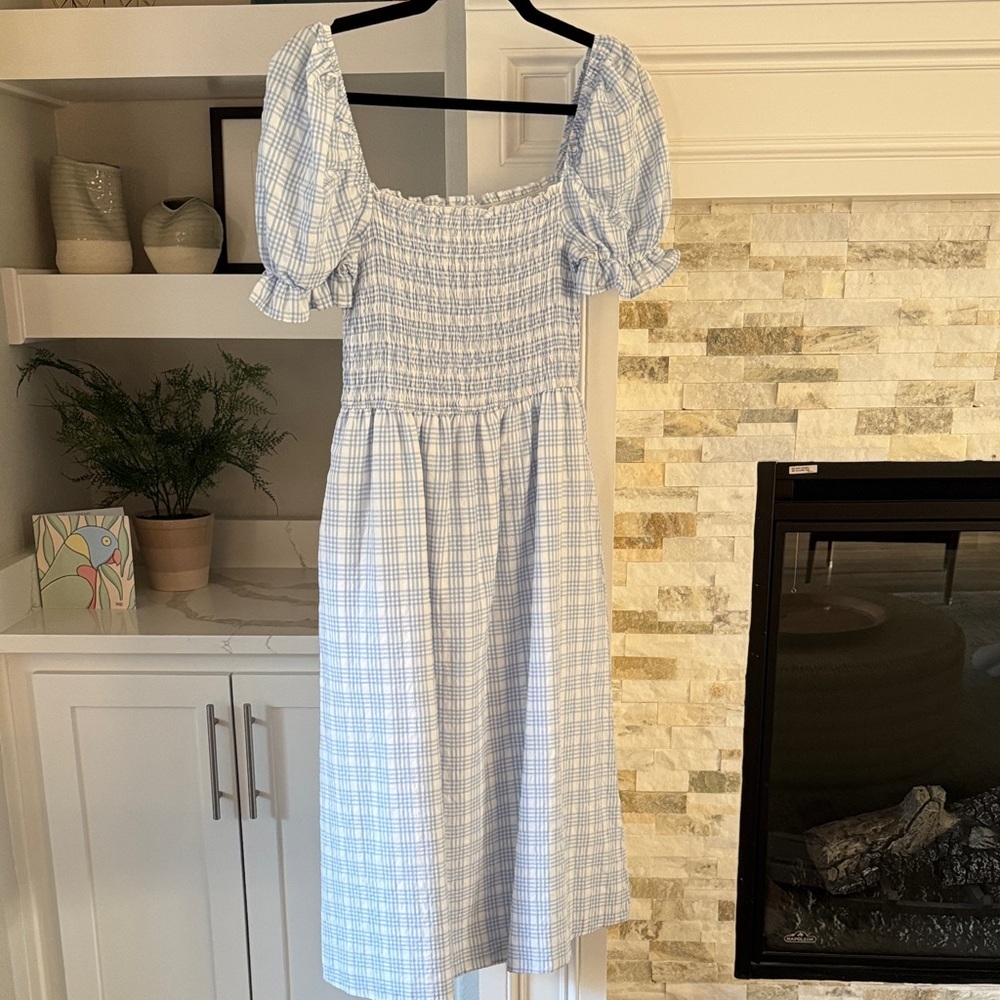 Lina Blue White Plaid Plaid Puff Sleeve Smocked Midi Dress With Pockets Size M